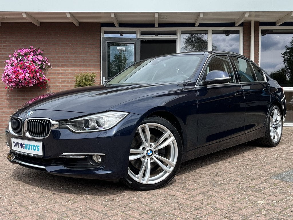BMW 3-serie 328i High Executive (bj 2013, automaat), Auto's, BMW, Automaat, Achterwielaandrijving, Gebruikt, 4 cilinders