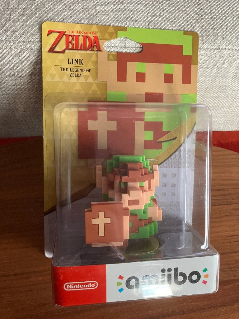 Link amiibo 8-bit Legend of Zelda NES - Sealed!, Ophalen, Nieuw