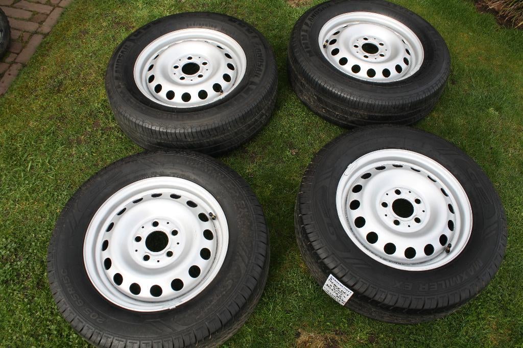Set 5-gts stalen Mercedes/VW Crafter wielen met zomerbanden, Auto-onderdelen, Banden en Velgen, Ophalen, Bestelwagen, 16 inch