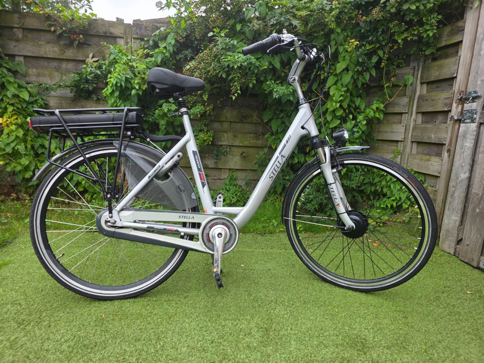 Elektrische fiets Stella Modena Excellence, 51 tot 55 cm, Ophalen, Zo goed als nieuw, Overige merken