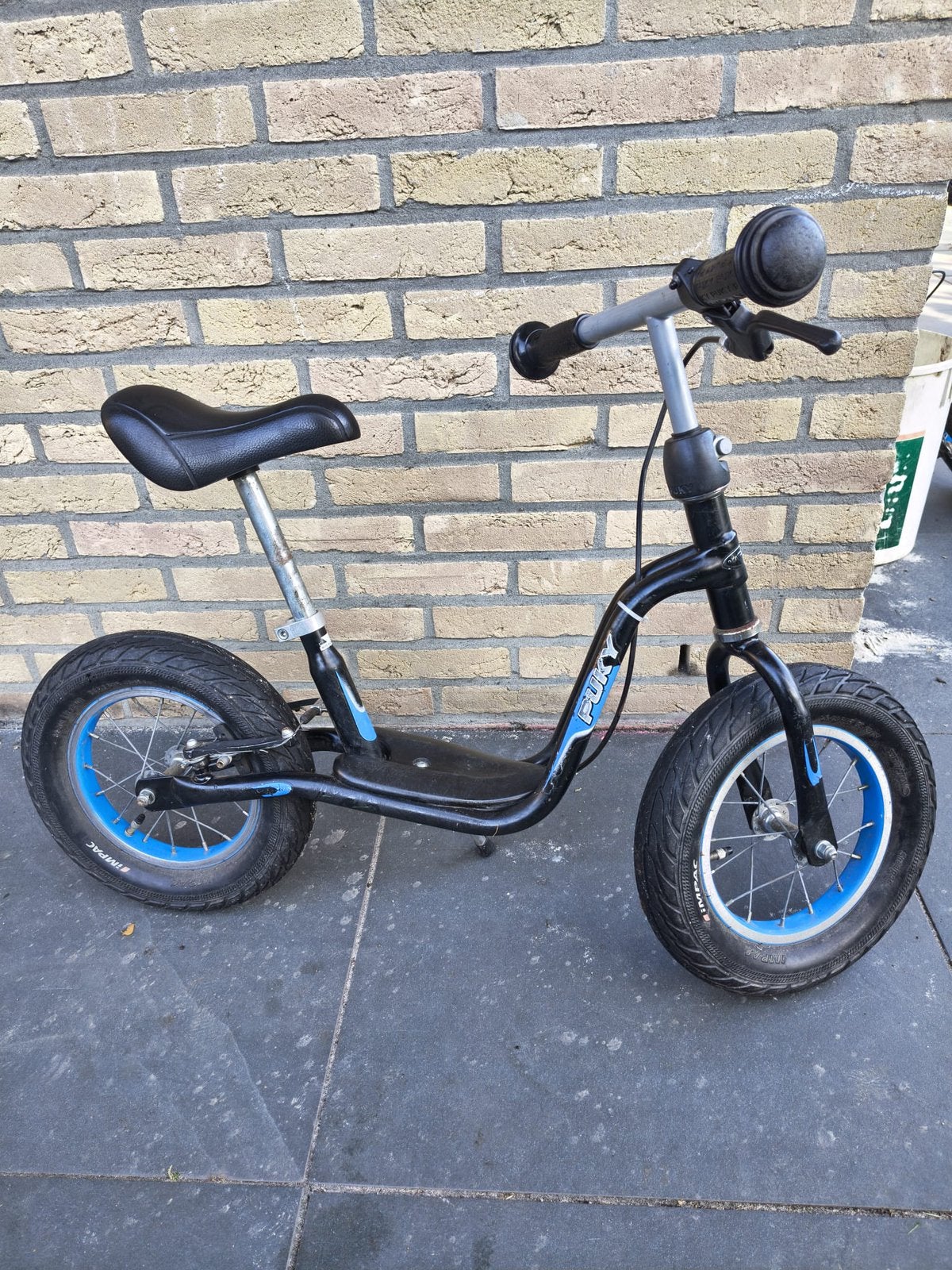 Puky loopfiets zwart met blauw, Ophalen, Gebruikt, Loopfiets