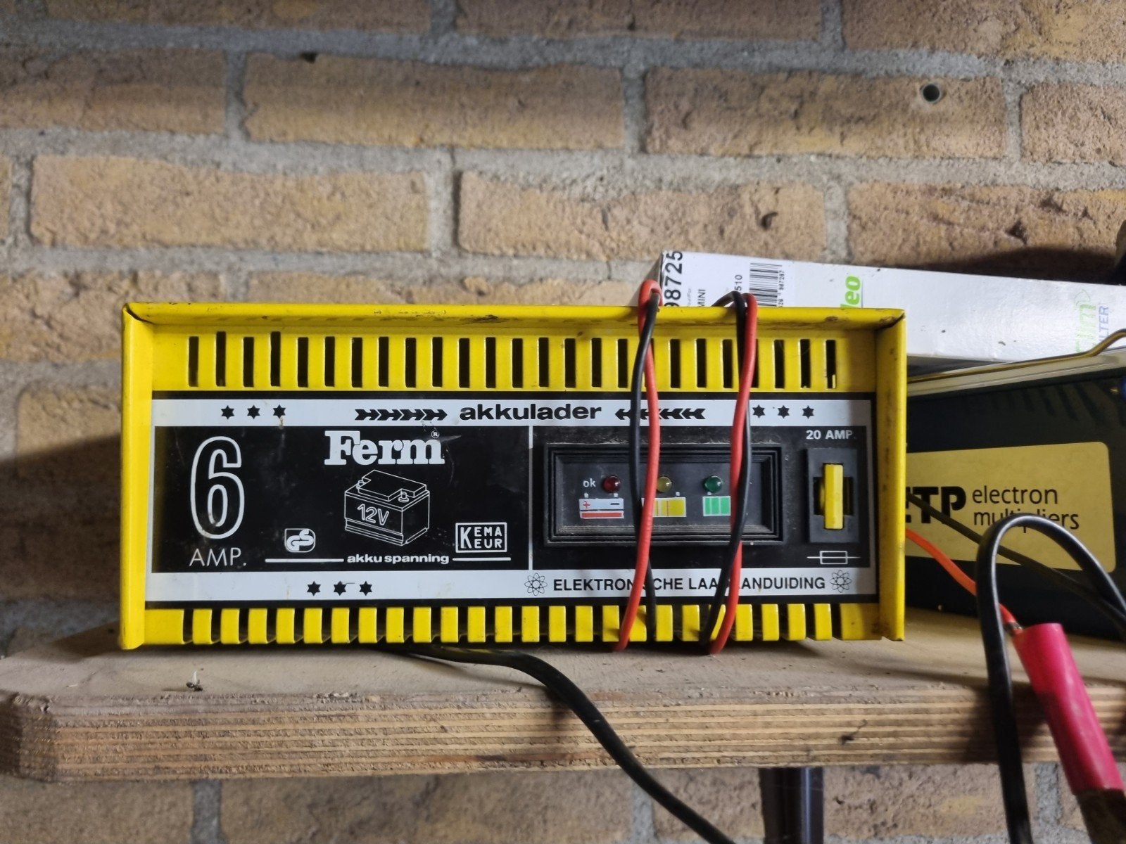 Acculader ferm 6 amp, Ophalen of Verzenden