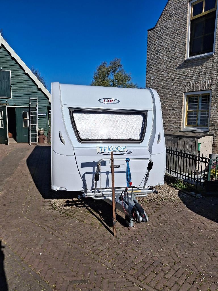 LMC Caravan 470E, Caravans en Kamperen, Caravans, Schokbreker, Standaardzit, Particulier, 2 aparte bedden