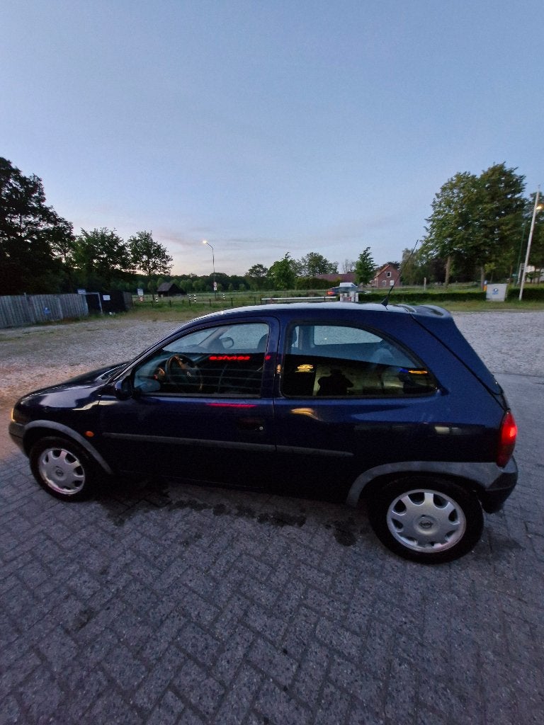 Opel Corsa 1.2 I 16V 3D 2000 Blauw, Auto's, Opel, 450 kg, 850 kg, Blauw, Origineel Nederlands