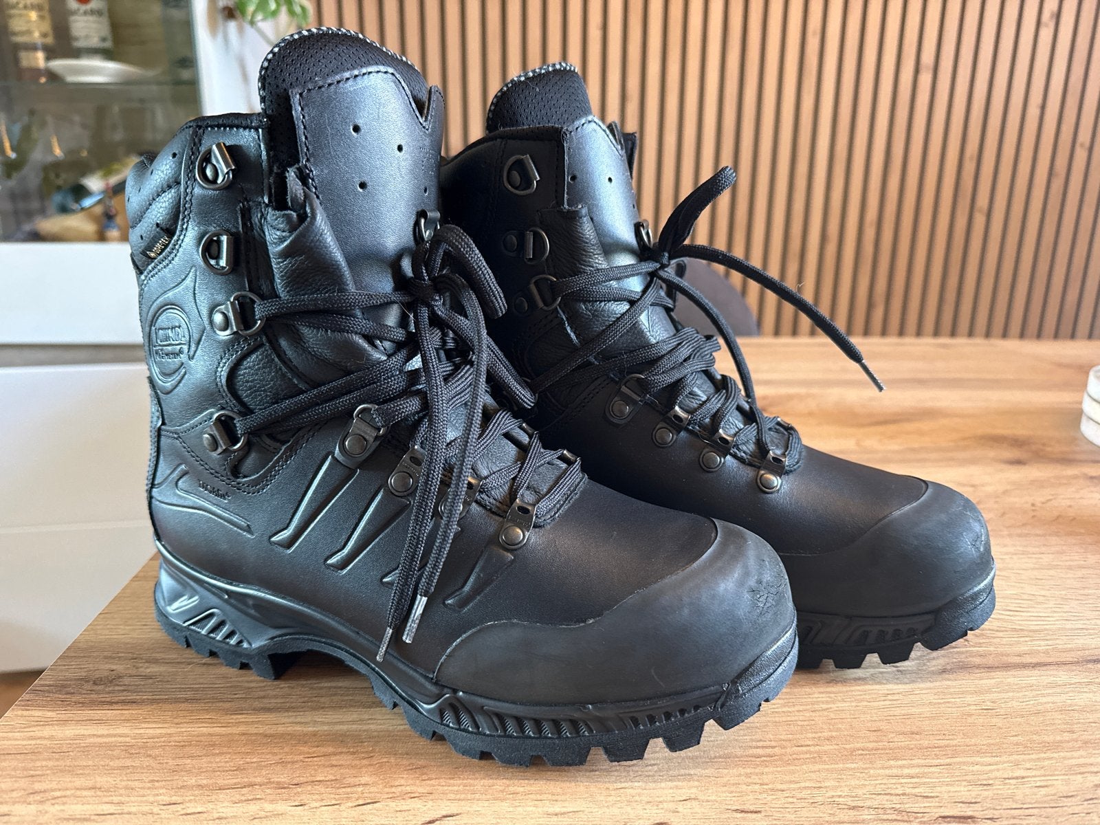 Meindl kisten. Werkschoenen en wandelschoenen, Zwart, Nieuw, Ophalen of Verzenden, Werkschoenen