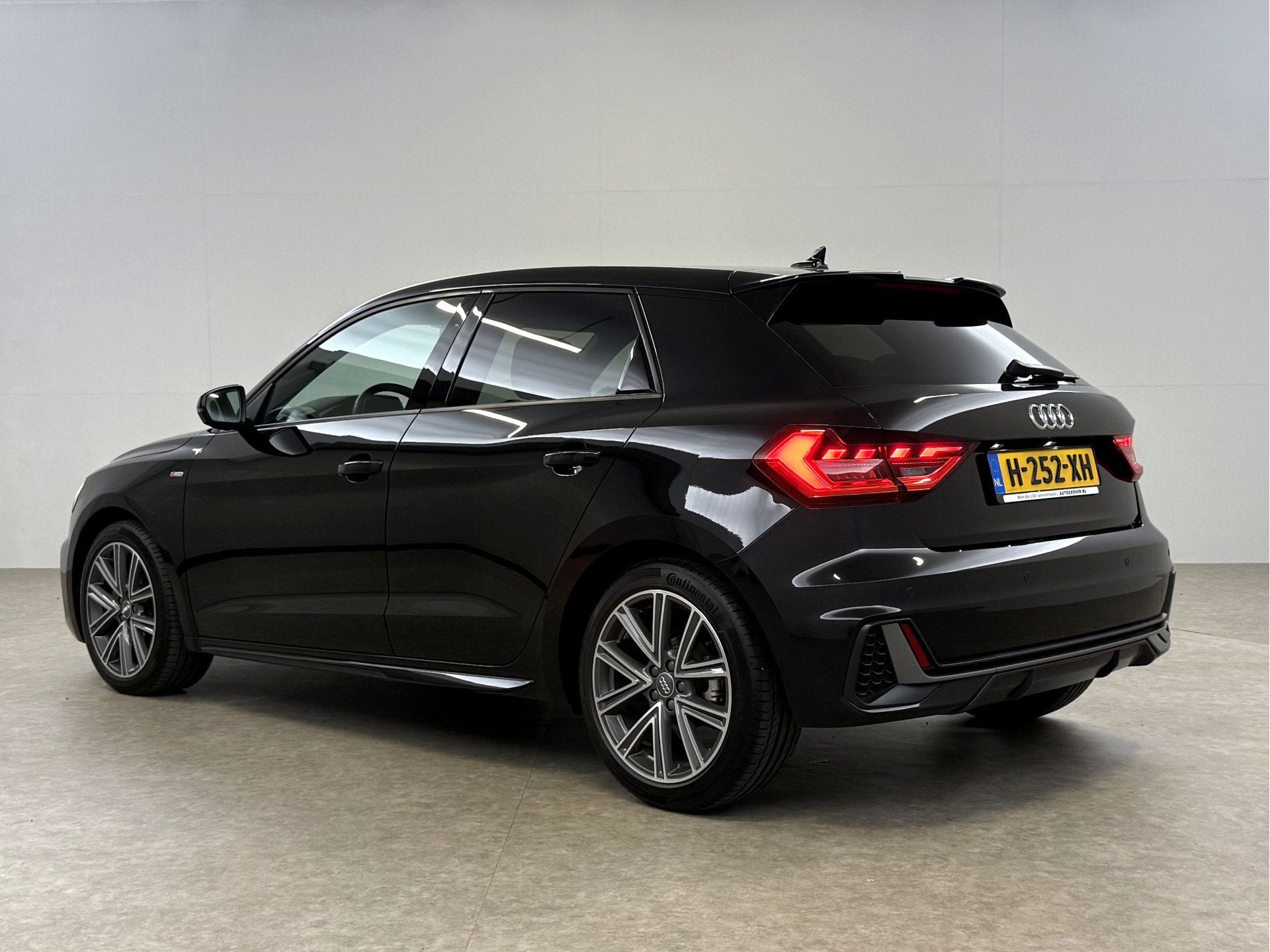 Audi A1 30 TFSI S-Line | Virtual | Cruise | Carplay | Keyles, Auto's, Euro 6, 116 pk, Origineel Nederlands, Bedrijf