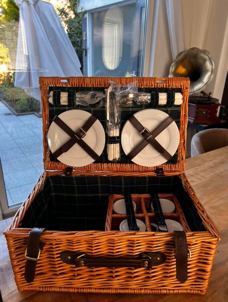 Picnic mand voor 4 personen, Ophalen of Verzenden, Zo goed als nieuw