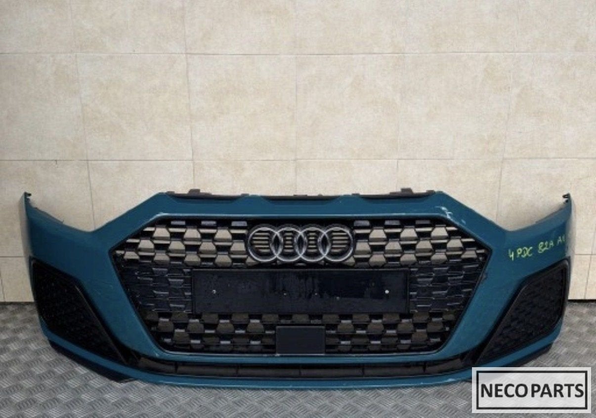 AUDI A1 82A VOORBUMPER ORIGINEEL COMPLEET ALLES LEVERBAAR!!!, Gebruikt, -, Achter, -