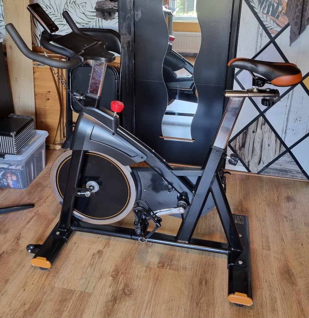 Flow Fitness Stelvio Racer M fitnessfiets / spinningbike, Ophalen, Benen, Spinningfiets, Zo goed als nieuw