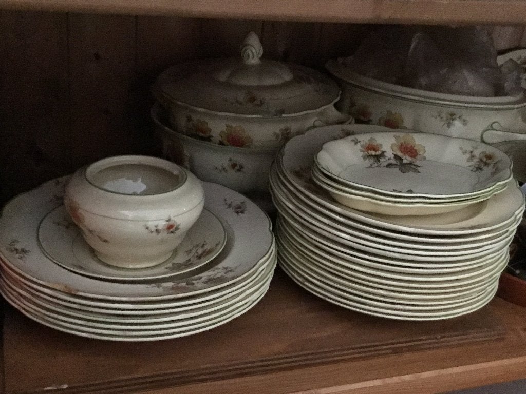Servies uit 1920, Ophalen
