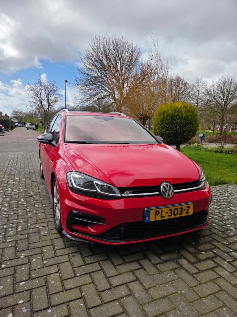 Volkswagen Golf 7.5 Variant 1.6 TDI R-Line Facelift, Auto's, Volkswagen, Voorwielaandrijving, 4 cilinders, Origineel Nederlands