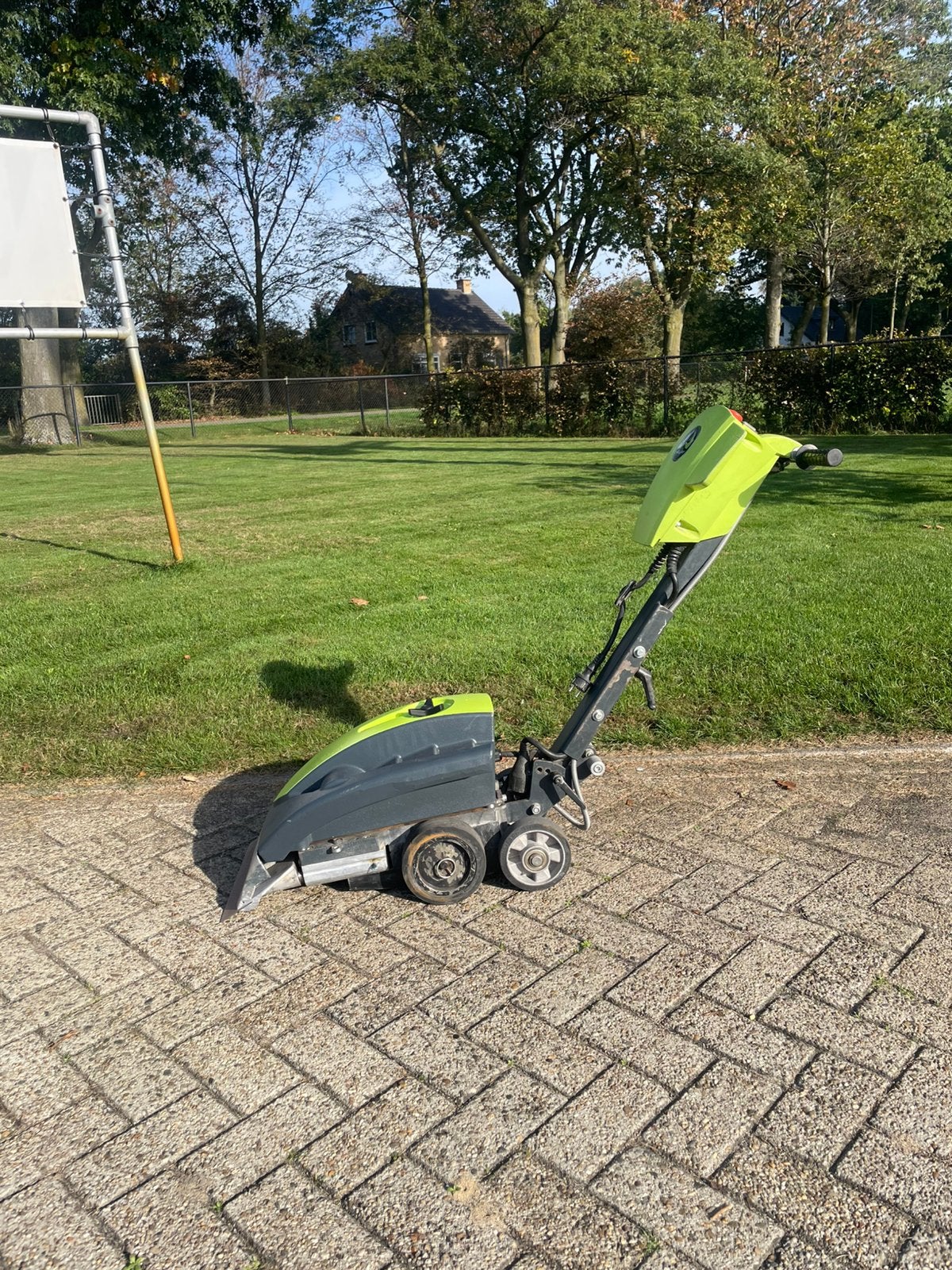 Wolff turbo stripper 2 tapijtstripper vloermachine, Ophalen, Gebruikt