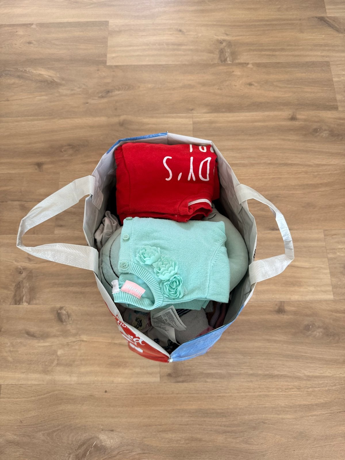 Verrassingsbox met babykleertjes, Kinderen en Baby's, Ophalen of Verzenden, Gebruikt, Meisje