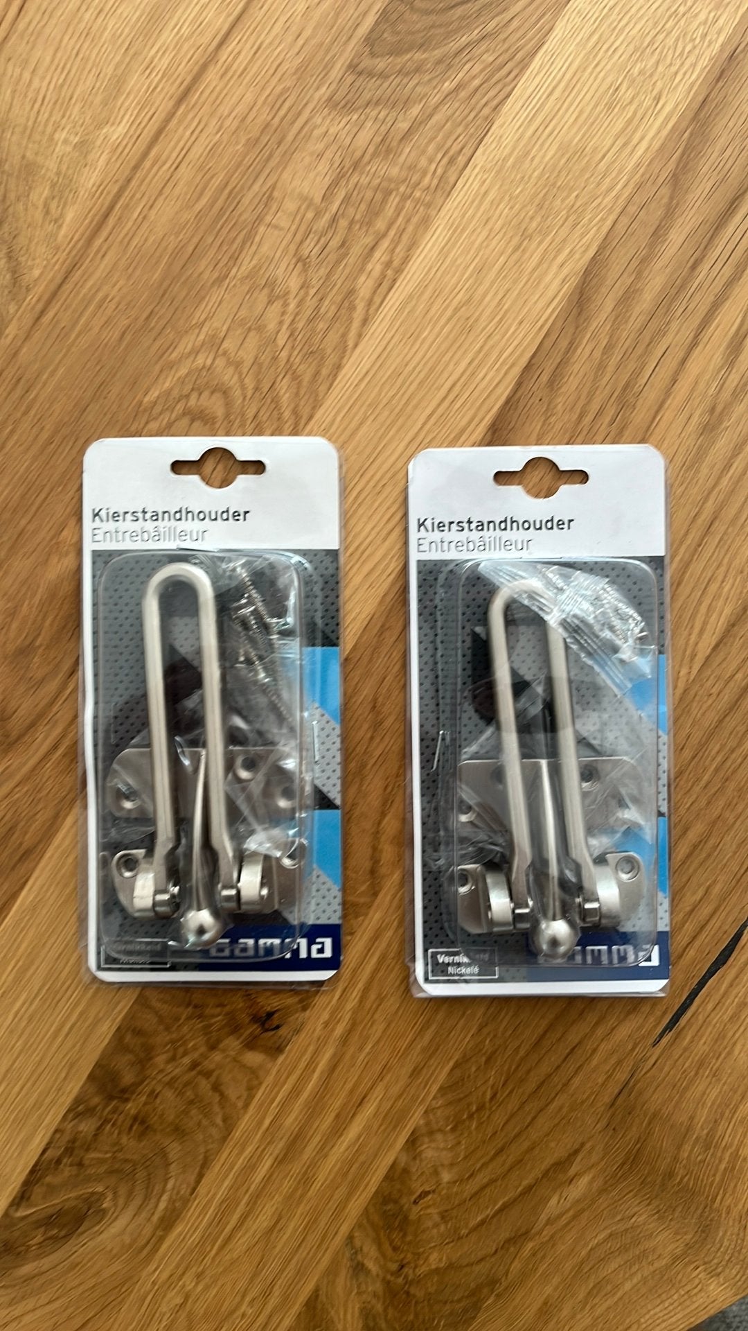 2x Nieuwe Kierstandhouder Entrebaîlleur - Gamma, Ophalen of Verzenden, Nieuw, Rvs, Schuif of Grendel
