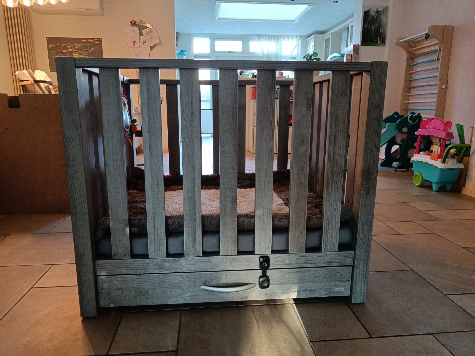 baby en peuter box met lade, kussen en 2 boxkleden, Kinderen en Baby's, Boxen, Ophalen, Zo goed als nieuw, Rechthoekig, In hoogte verstelbaar