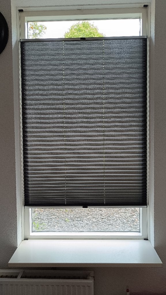Plisségordijnen, uiterlijk 15 augustus ophalen, Ophalen, Gebruikt, Overige merken, Grijs