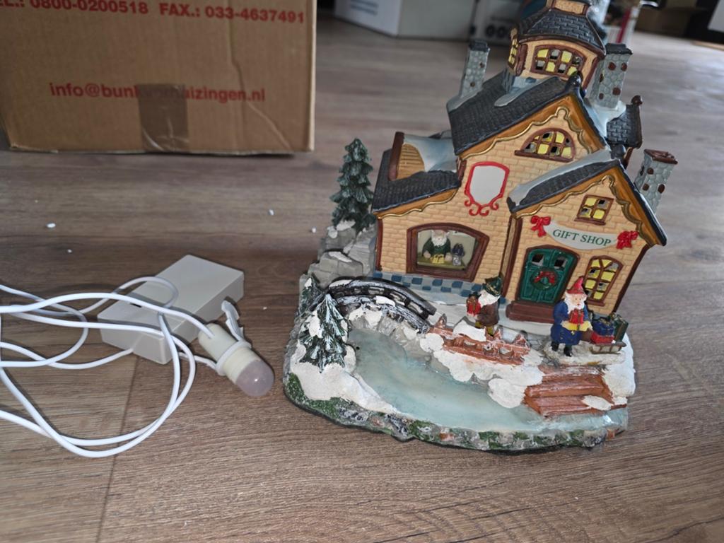 Dickensville Collectables Gift shop NM-56580, Ophalen, Zo goed als nieuw