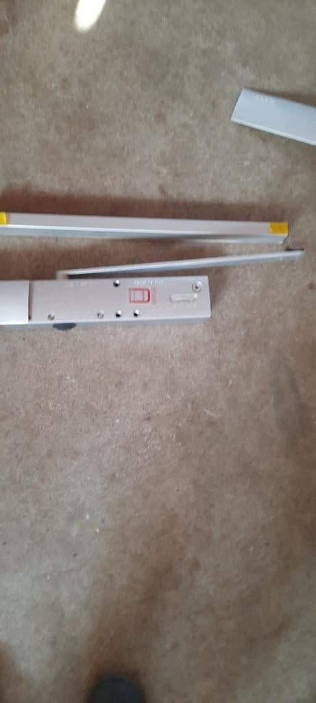 1 X Geze deurdranger T3000 en 3x LCN doorcloser, Ophalen of Verzenden