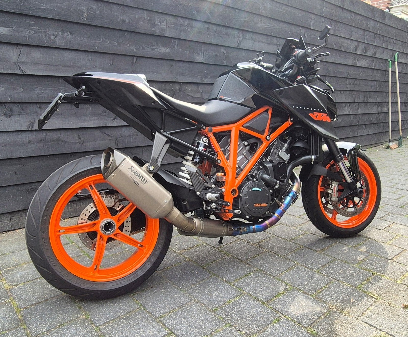 KTM Superduke 1290 2014 gen 1 Akrapovic, Motoren, Occasion, Motorrijbewijs A, Particulier, Meer dan 35 kW