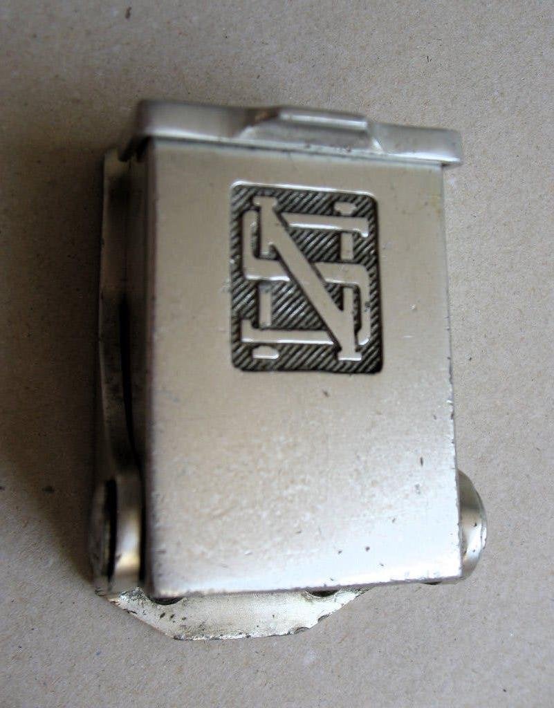 NS kantel asbak uit 1943 in WO2, gegoten aluminium met logo, Ophalen of Verzenden, Zo goed als nieuw, Trein, Overige typen