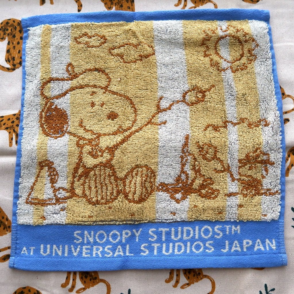 Snoopy Peanuts Strips Handdoekje van Universal Studios Japan, Verzenden, Snoopy, Nieuw, Overige typen