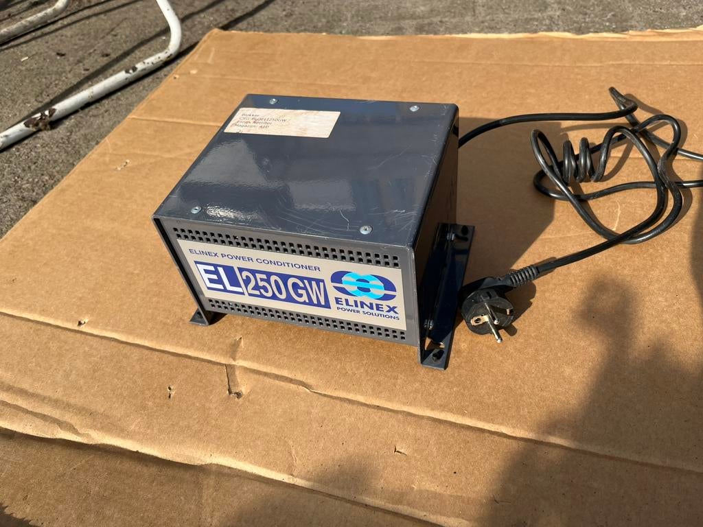 Netspanning beveiliging conditioner Elinex EL 250GW, Ophalen