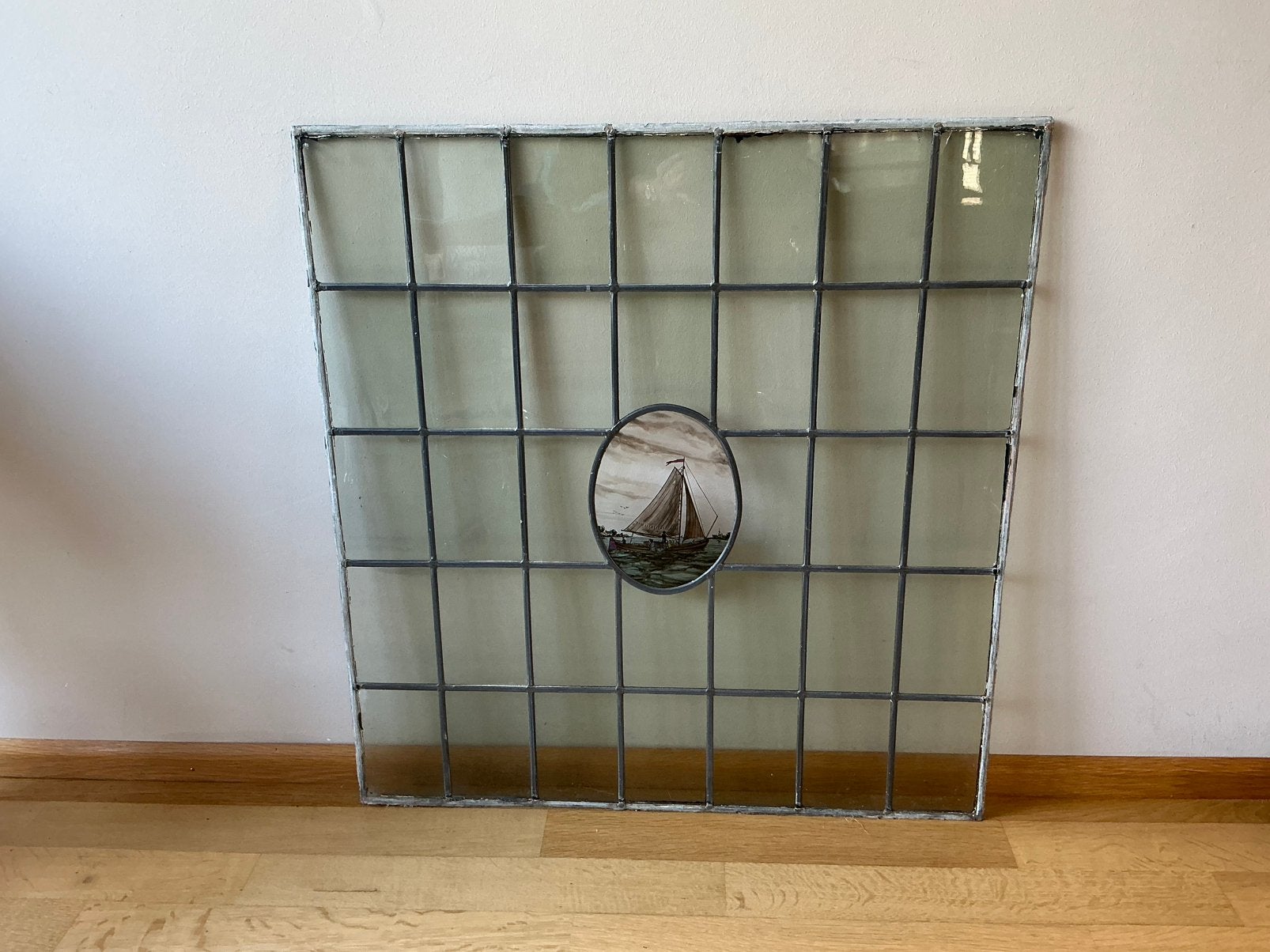 Glas in lood raam met afbeelding zeilboot, Ophalen, Gevelraam of Ruit, Gebruikt, Glas in lood