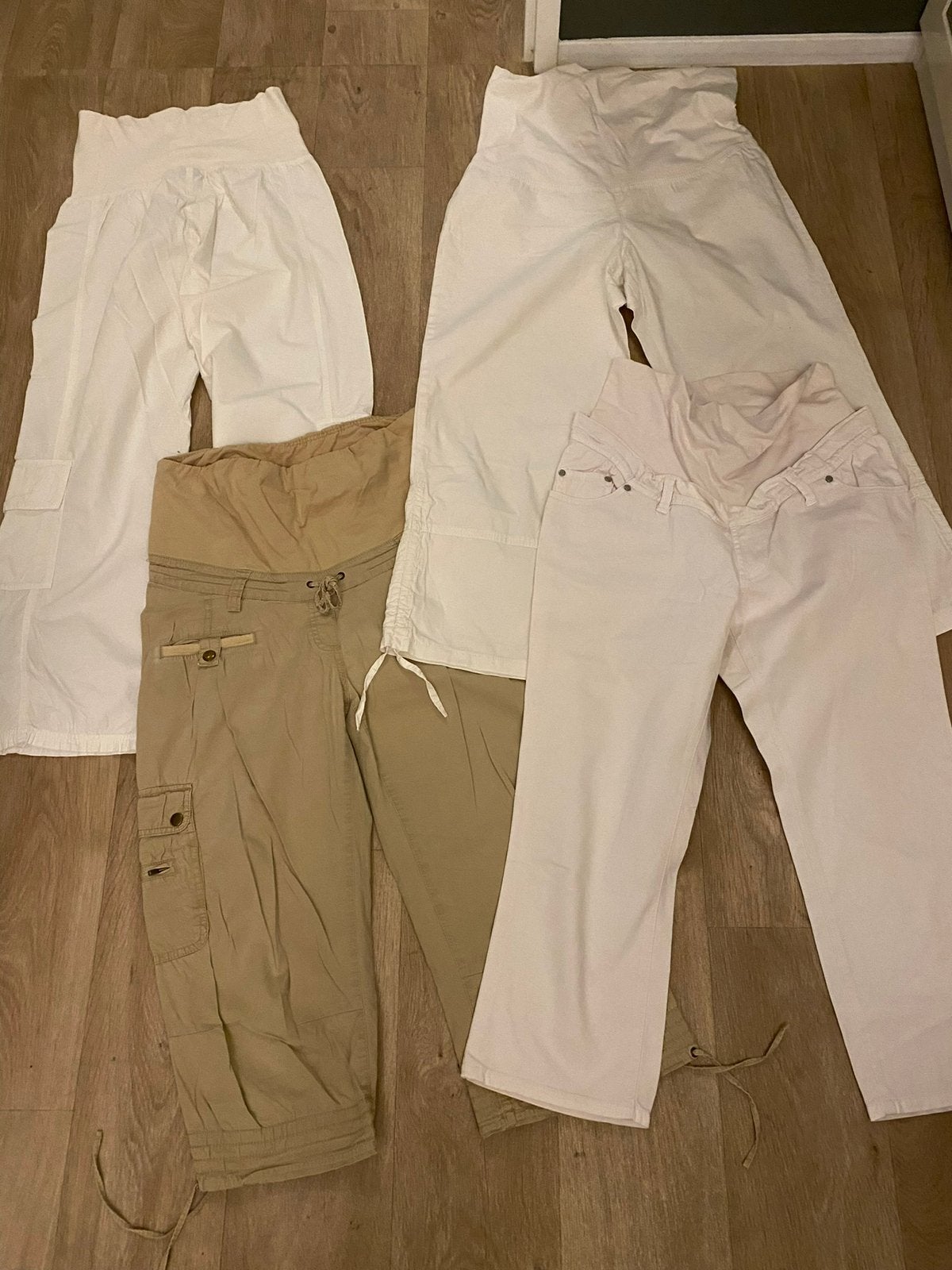 Set van 4 comfortabele 3/4 positiebroeken in maat M., Maat 38/40 (M), Beige, Ophalen of Verzenden, Gedragen