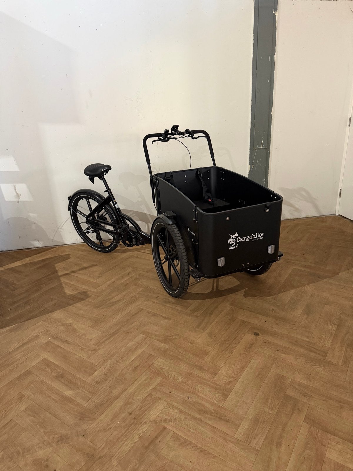 Bakfiets nieuw demo model 40km e bike Cargo bike of Sweden, 4 kinderen of meer, Schijfrem, Ophalen, Overige merken