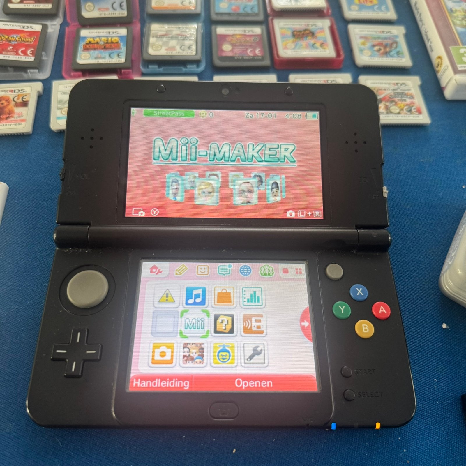 New 3DS DragonBallZ Plates - Optie voor Games, Meer te koop!, Met games, Zwart, Ophalen of Verzenden, 3DS