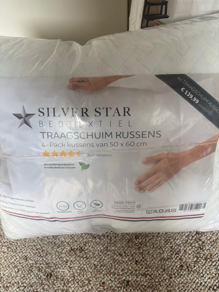 Dekbed en 2 traagschuim kussens - Nieuw in verpakking, Ophalen of Verzenden, Zo goed als nieuw, Tweepersoons, Deken of Dekbed