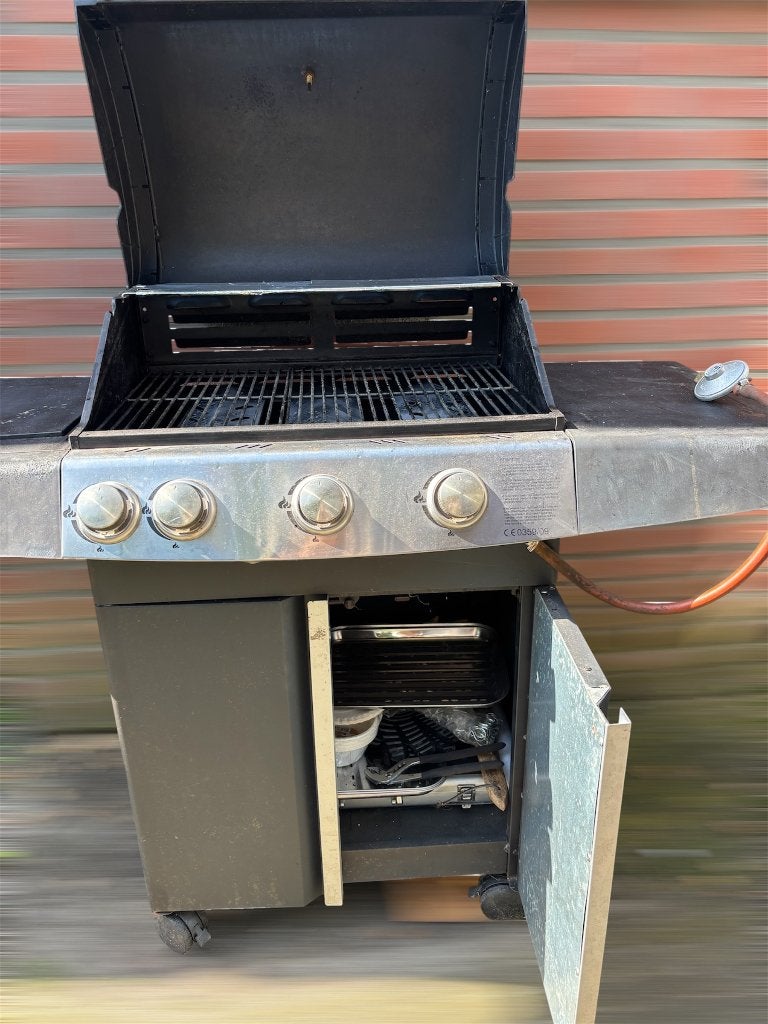 Grote gas barbecue voor weinig geld, Ophalen, Gebruikt, Onbekend