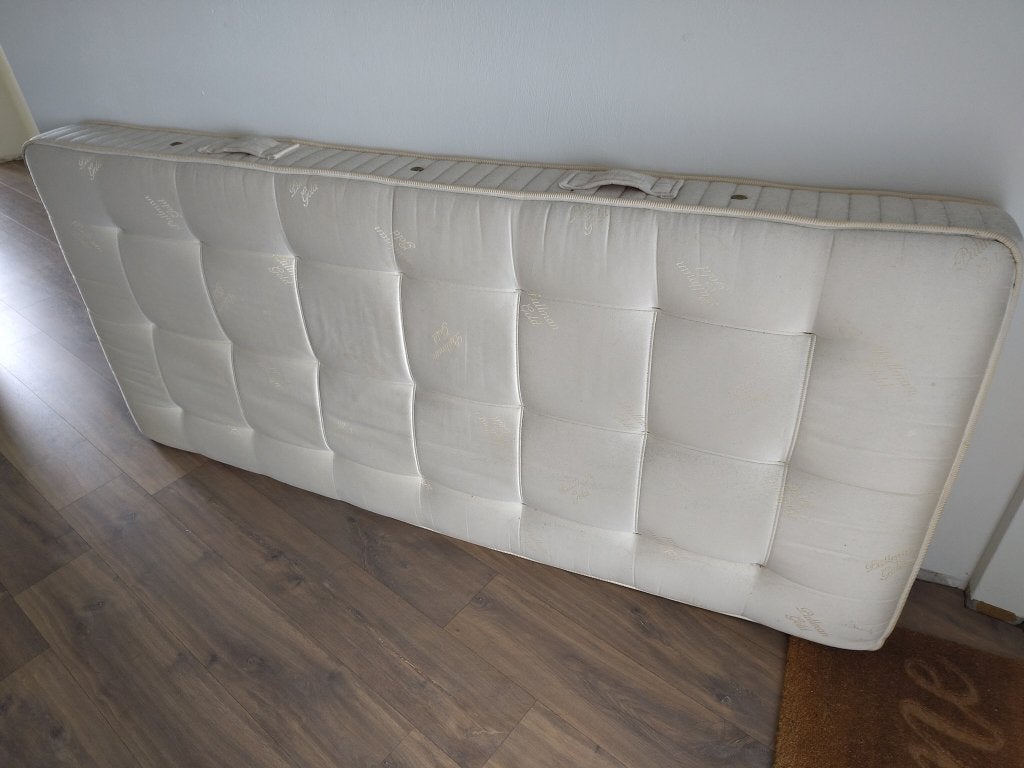 Comfortabel matras, Ophalen, Gebruikt, 90 cm, Eenpersoons