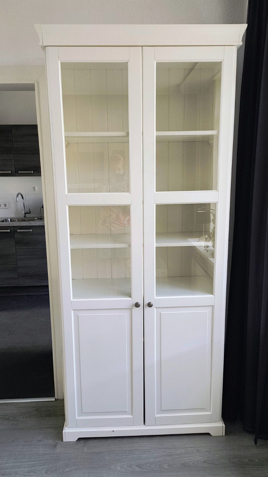 Prachtige servieskast, Huis en Inrichting, Kasten | Vitrinekasten, Ophalen of Verzenden, Zo goed als nieuw, 25 tot 50 cm, 150 tot 200 cm