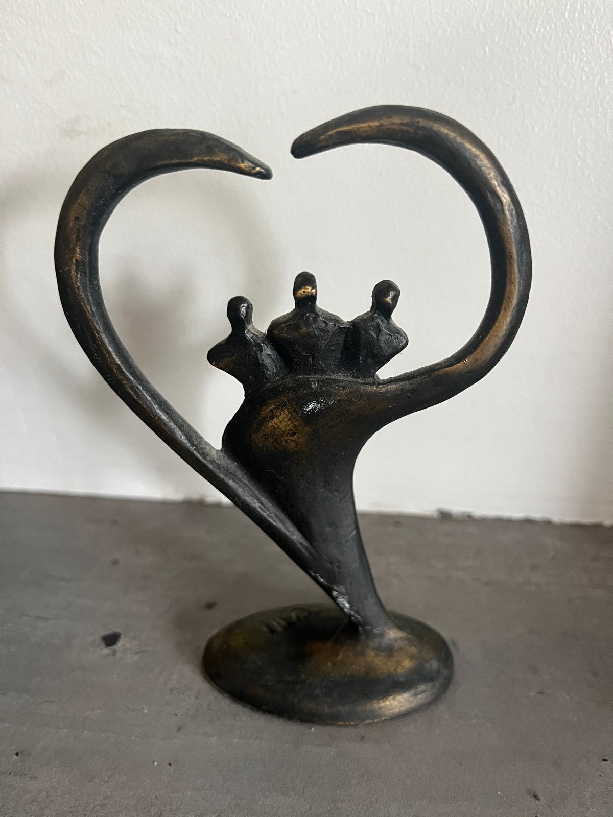 Bronzen beeldje Corry Ammerlaan, Groep mensen, Minder dan 20 cm, Ophalen of Verzenden, Beeld