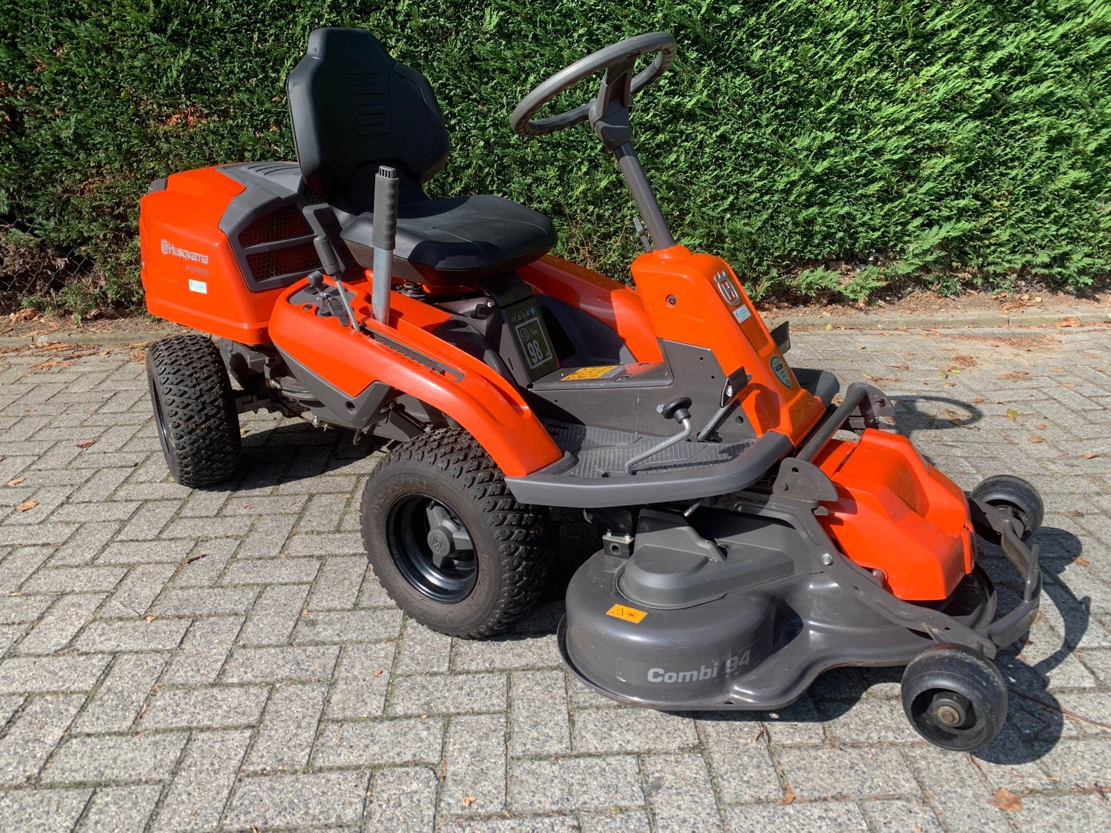 Husqvarna rider R14 TC 2023 met slechts 31uur, Ophalen, Zo goed als nieuw, Mulchfunctie, 90 tot 120 cm