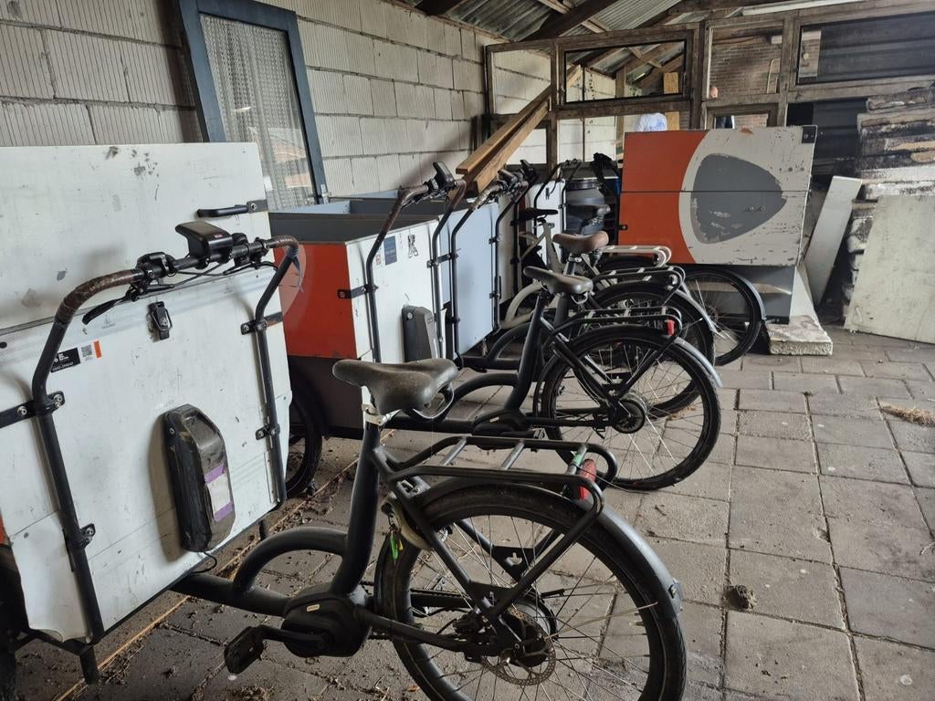 Partij bakfietsen, Ophalen