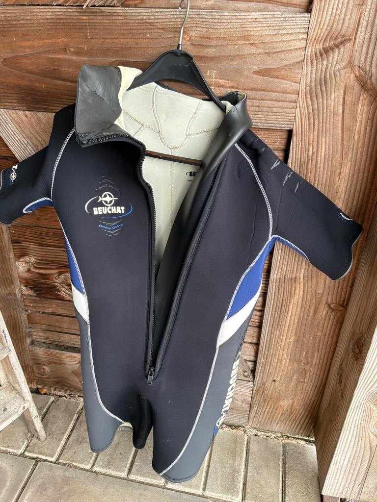 Duikpak Beuchat hooded vest, Ophalen, Gebruikt, Duikpak