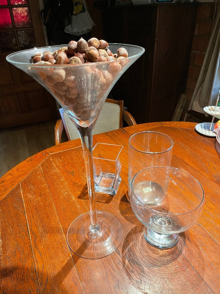 Decoratieve vaas,kerst,uniek,grote vaas op voet., Ophalen, Zo goed als nieuw, Op voet