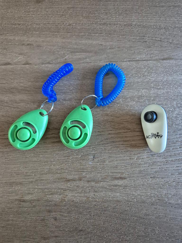 Clicker hondentraining, Ophalen of Verzenden, Gebruikt