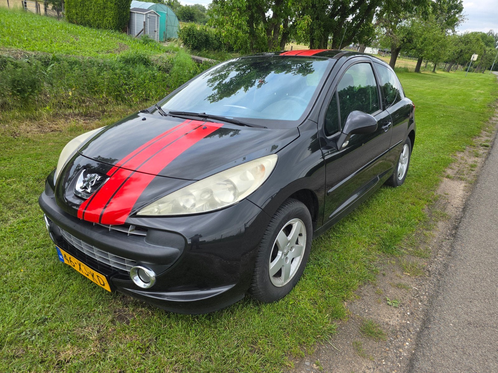 Peugeot 207 1.4 16V 3DRS 2007 Zwart, Voorwielaandrijving, Stof, Zwart, 4 cilinders