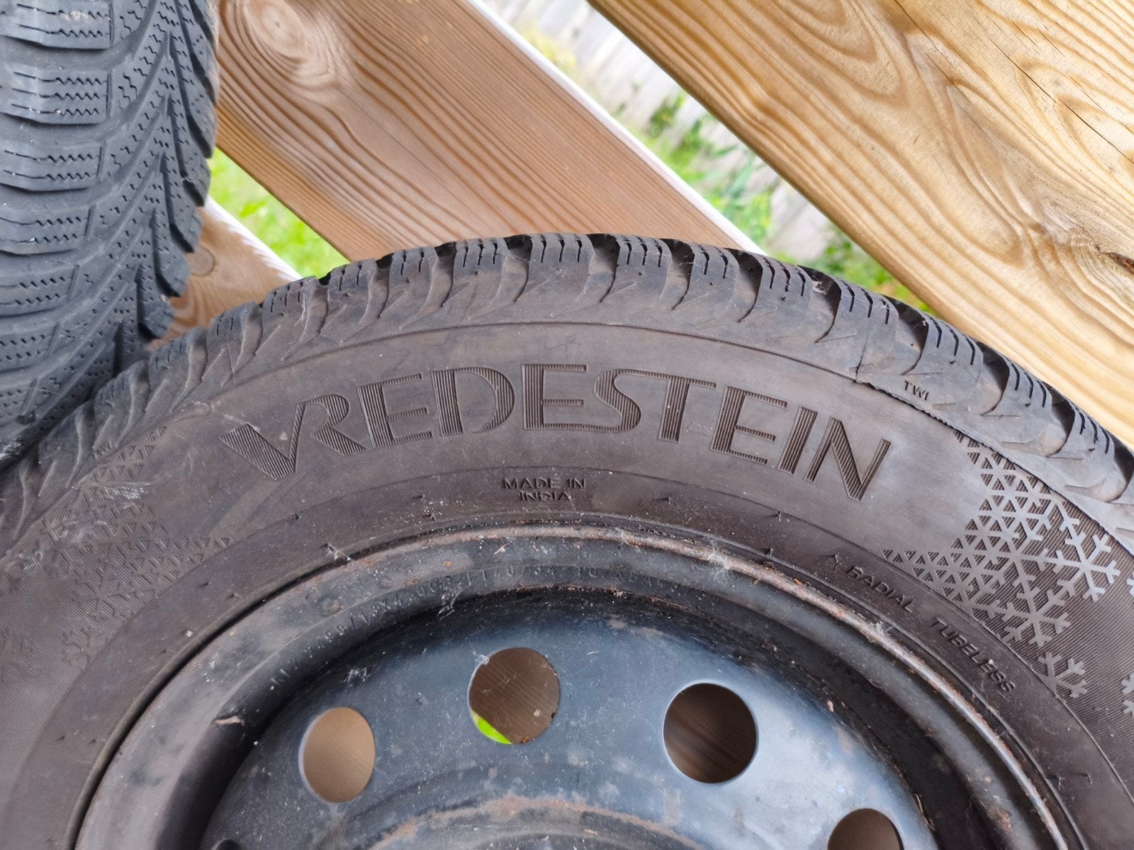 Aanhanger velgen en banden - Vredestein Snowtrac, Ophalen, Gebruikt
