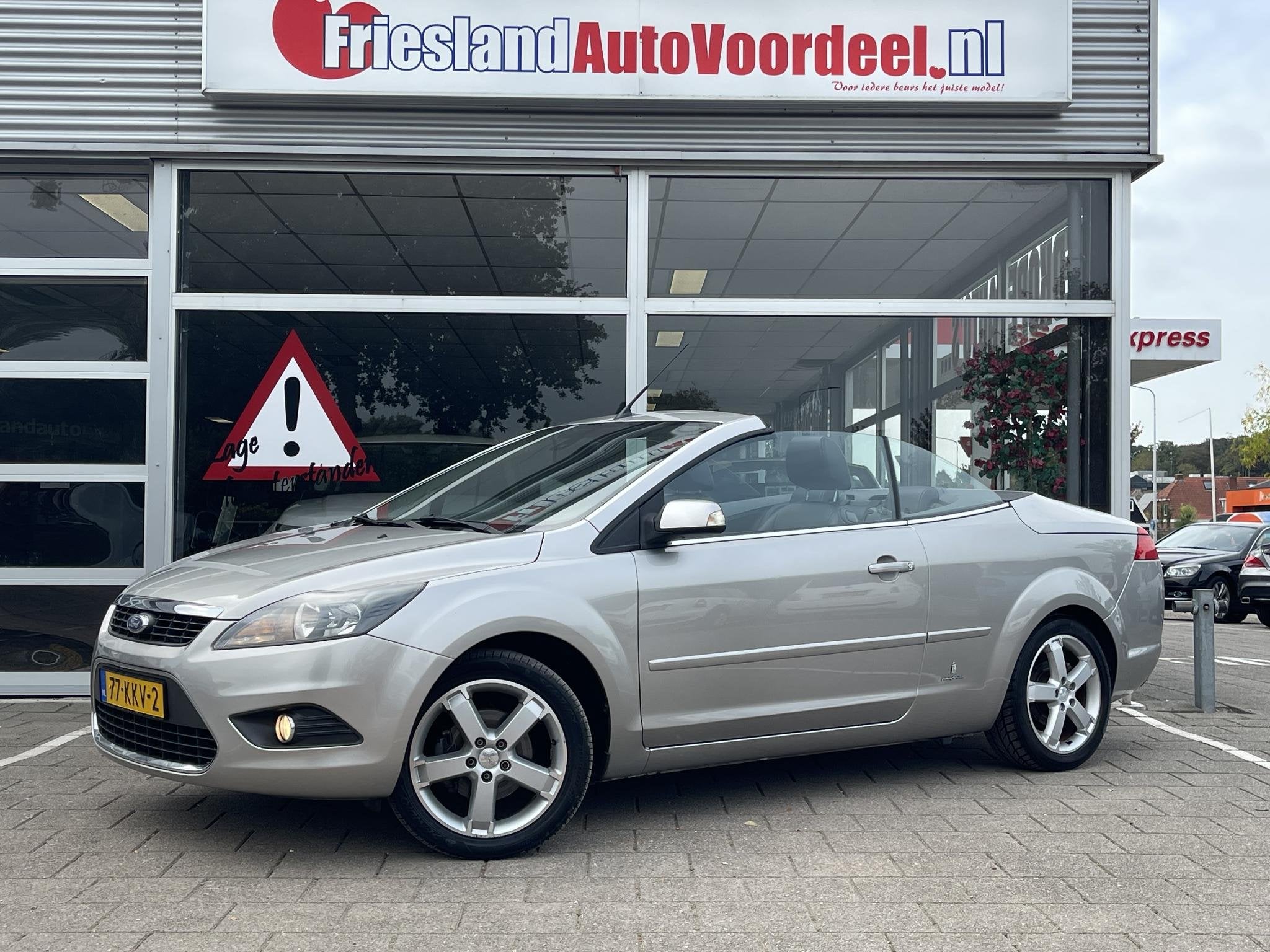 Ford Focus Coupé-Cabriolet 1.6 Titanium /Cruise/Stoelverw/N, 1596 cc, Gebruikt, 4 cilinders, 4 stoelen