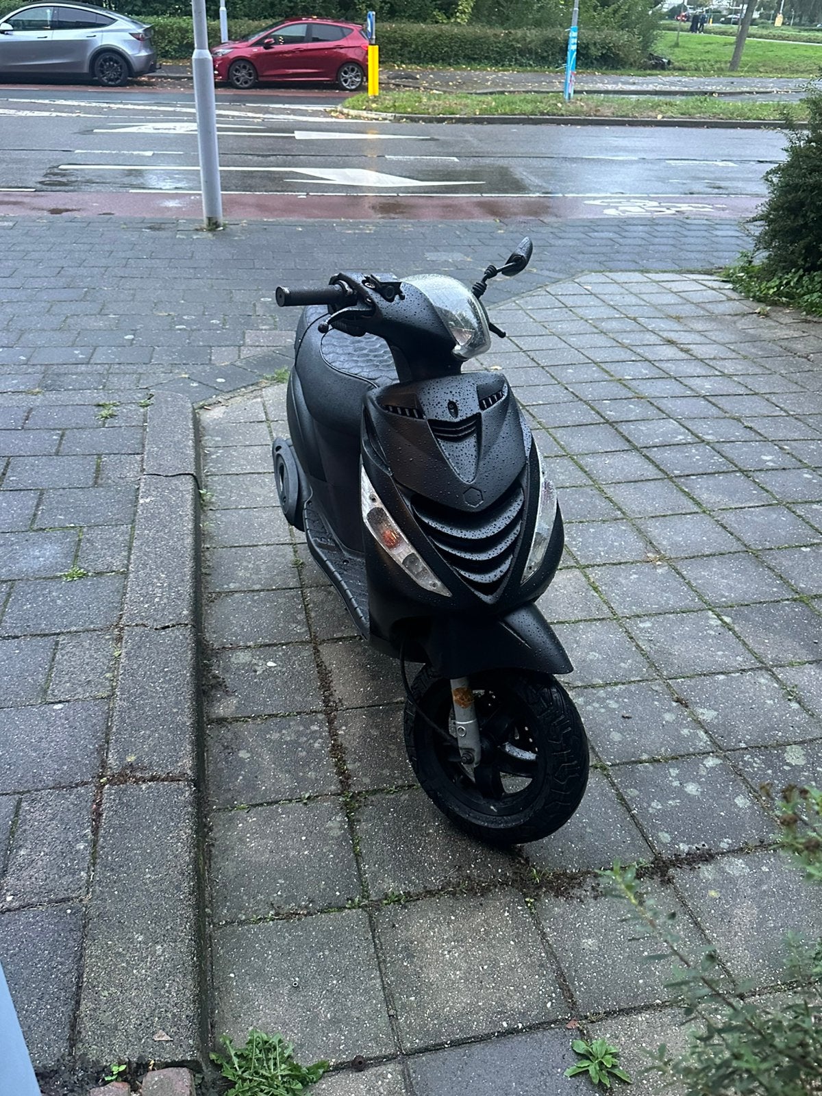 Piaggio Zip 4T 2V  80cc mallosi, Ophalen, Zo goed als nieuw, Benzine, Zip