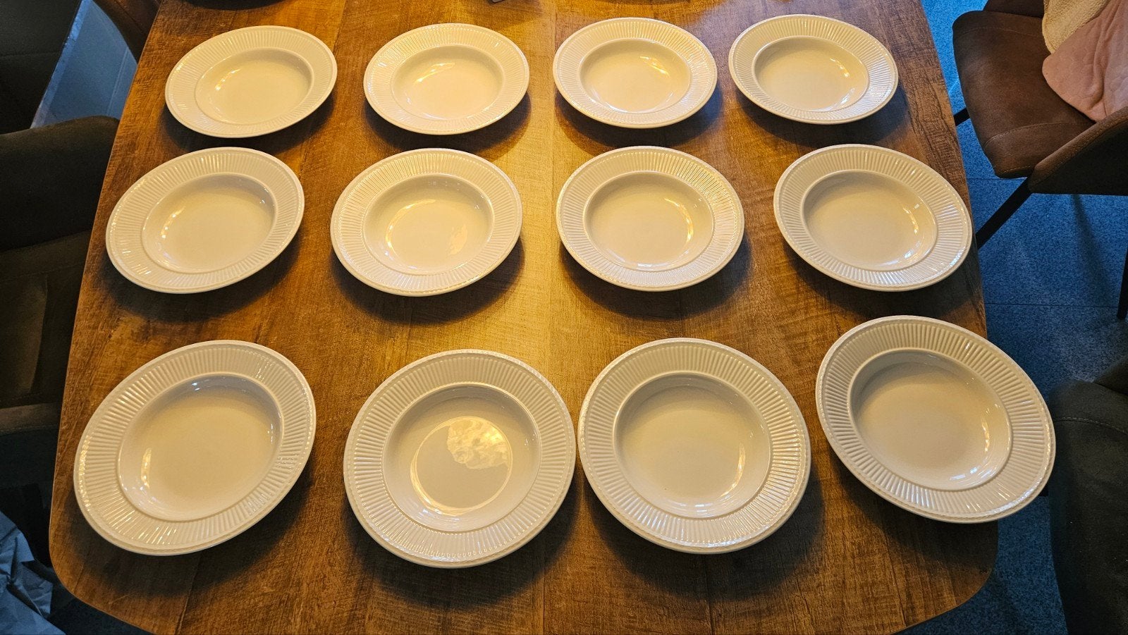 Wedgwood Queen's Ware Edme diepe borden - 12 stuks PUNTGAAF, Huis en Inrichting, Klassiek, Ophalen of Verzenden, Zo goed als nieuw