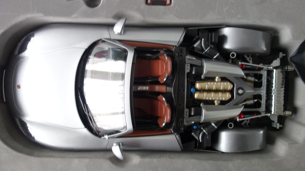 Tamiya Porsche Carrera GT in schaal 1:12, Hobby en Vrije tijd, Modelauto's | 1:5 tot 1:12, Ophalen of Verzenden, Nieuw, 1:9 t/m 1:12