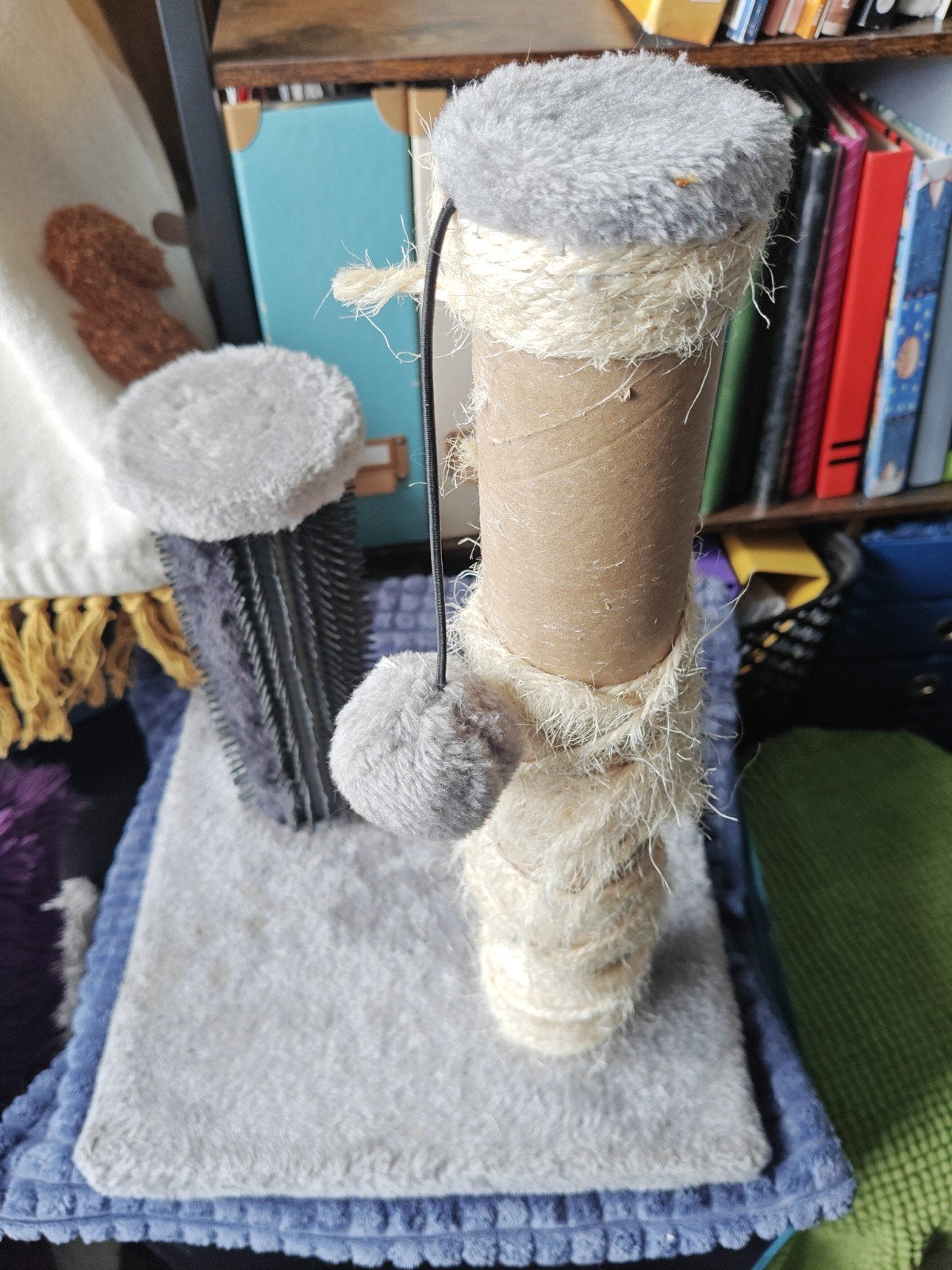 Katten krabpaal en rug massage paal, Dieren en Toebehoren, Ophalen, Gebruikt, Krabpaal