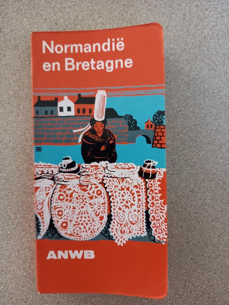 Reisgids Normandië en Bretagne, Gelezen, ANWB, Europa, Ophalen of Verzenden