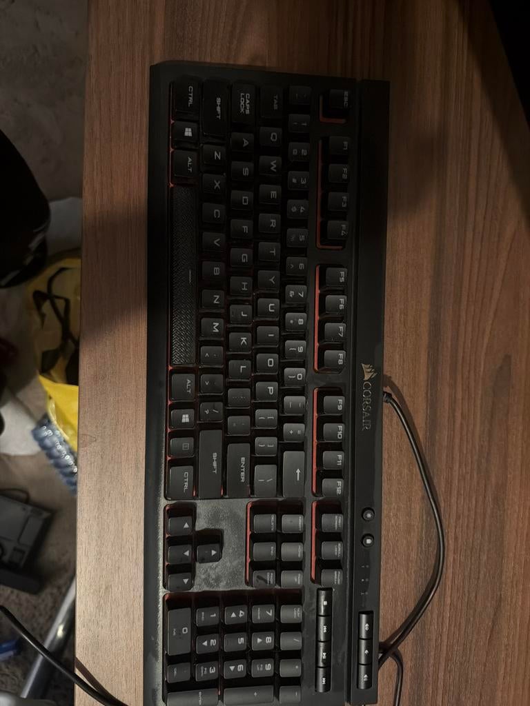 Corsair Gaming K68 Mechanisch Toetsenbord - QWERTY, Ophalen, Gebruikt, Gaming toetsenbord, Qwerty