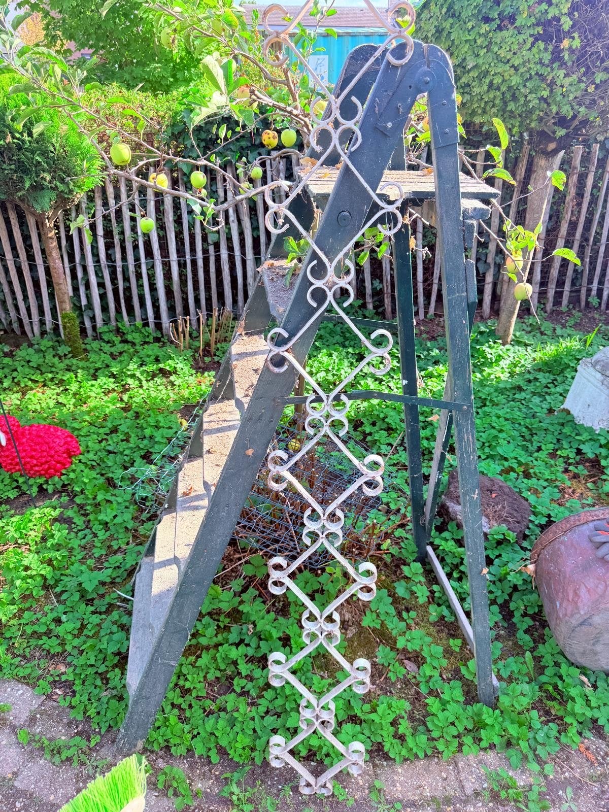 Smeedijzeren tuinrek – brocante klimrek, Ophalen, Gebruikt, Trap, 2 tot 4 meter